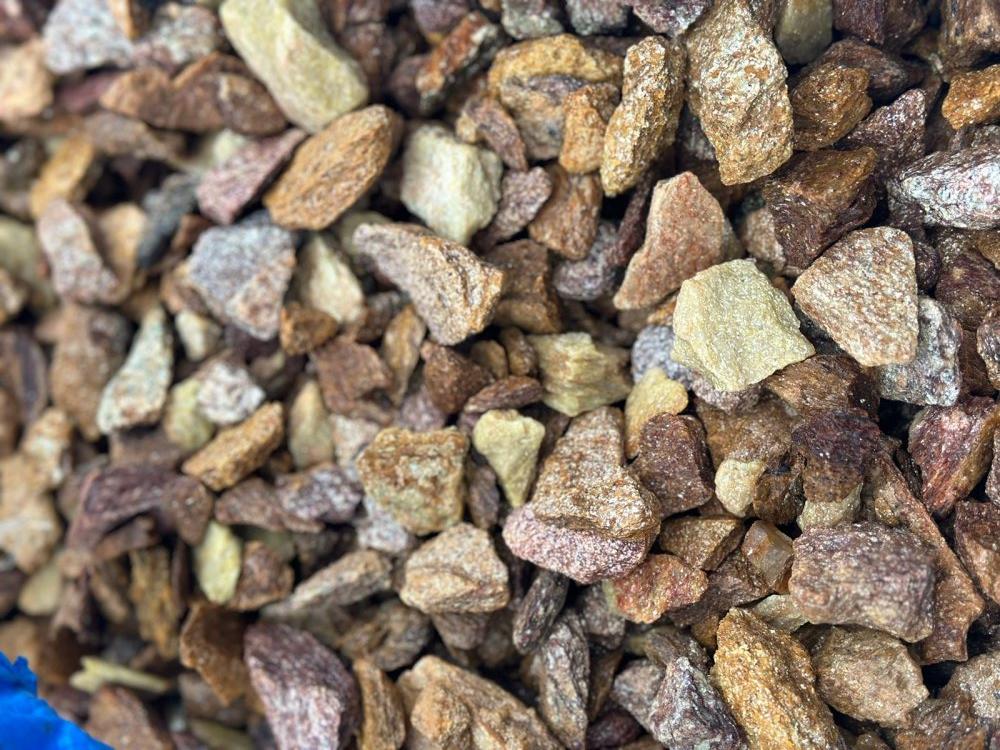 Златолит персиковый декоративная каменная крошка купить в Нальчике