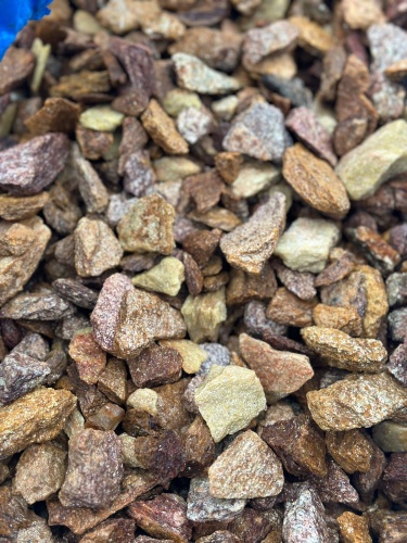 Златолит персиковый декоративная каменная крошка купить в Нальчике