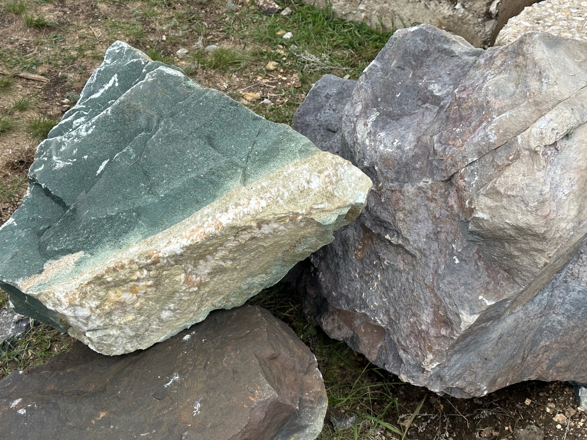 Камни для ландшафтного дизайна зелёные 10-60 килограмм купить в Нальчике