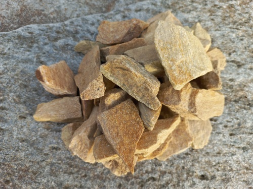 Златолит жёлтый декоративная каменная крошка купить в Нальчике