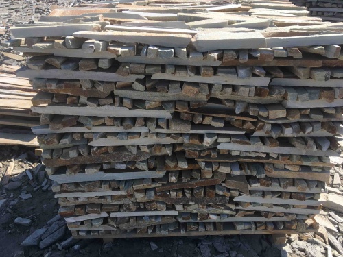 Горбушка златолит золотистый для облицовки купить в Нальчике