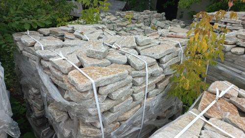 Гранитный плитняк галтованный для парковки купить в Нальчике