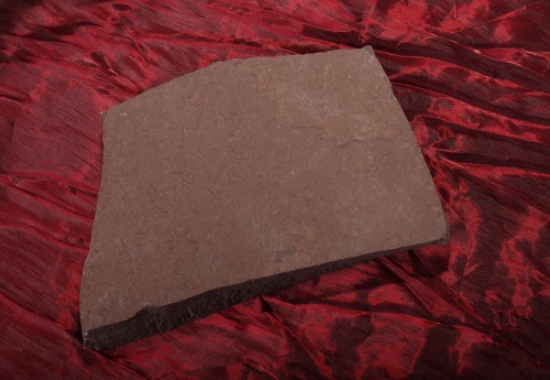 Плитняк лемезит бордовый для цоколя 1,5-2 см купить в Нальчике