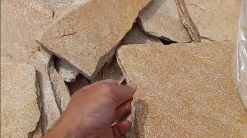 Плитняк златолит жёлтый золотистый для отмостки купить в Нальчике