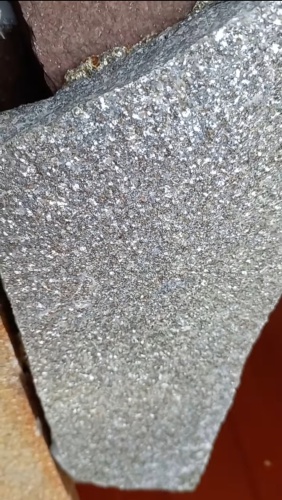 Плитняк златолит серебристый для фасада купить в Нальчике