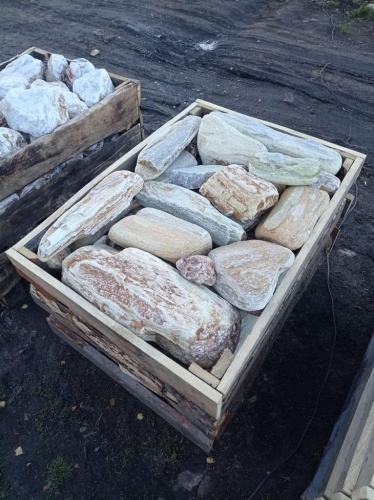 Златолит жёлтый, жёлто-зелёный глыбки и валуны для ланшафтного дизайна купить в Нальчике