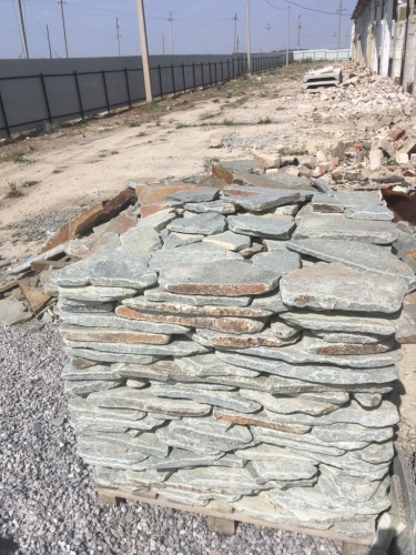 Златолит серебристый галтованный для цоколя купить в Нальчике